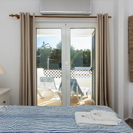 Blue Balaia Space - By Dalma Portuguesa Apartman